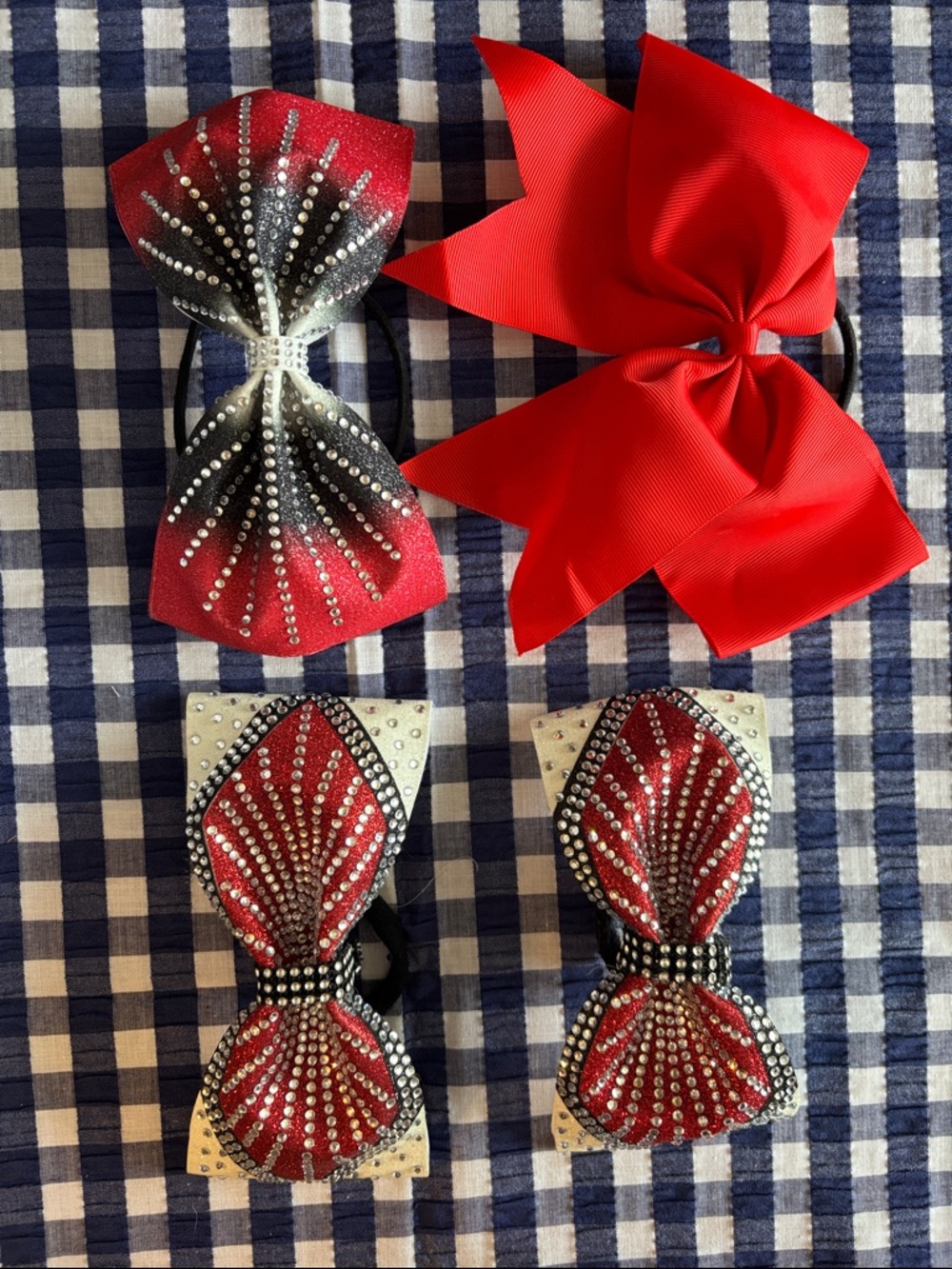 Cheer bows